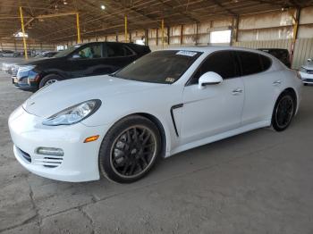  Salvage Porsche Panamera