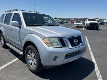  Salvage Nissan Pathfinder