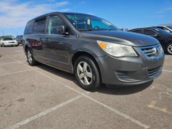  Salvage Volkswagen Routan