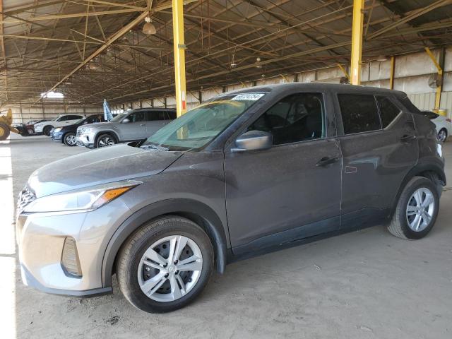  Salvage Nissan Kicks