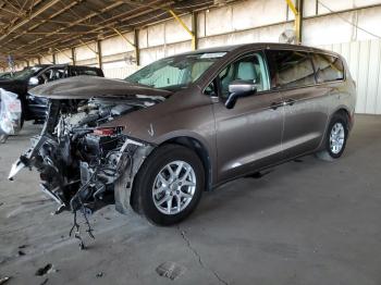  Salvage Chrysler Pacifica