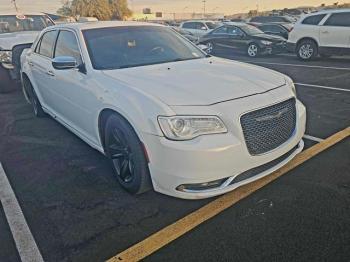  Salvage Chrysler 300