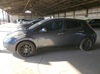  Salvage Nissan LEAF