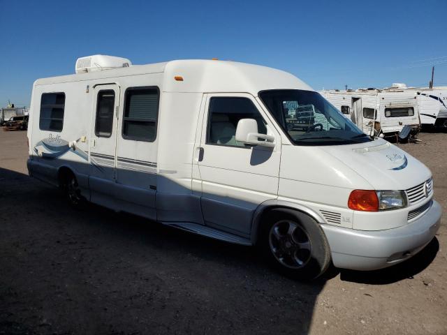  Salvage Winnebago Rialta