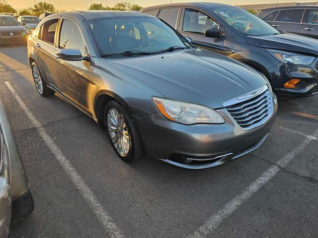  Salvage Chrysler 200