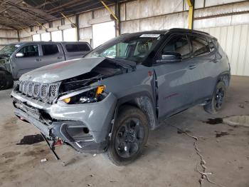  Salvage Jeep Compass