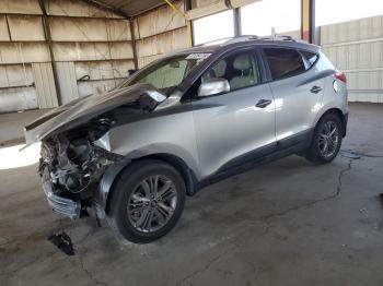  Salvage Hyundai TUCSON