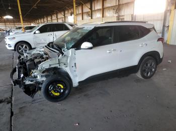  Salvage Kia Seltos