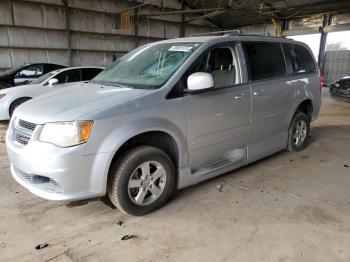  Salvage Dodge Caravan