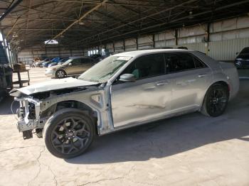  Salvage Chrysler 300