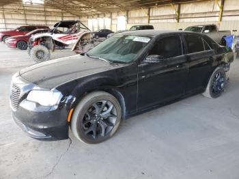  Salvage Chrysler 300