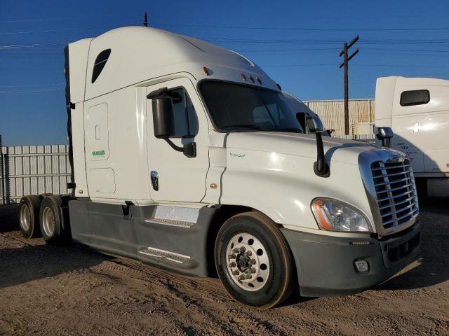  Salvage Freightliner Cascadia 1