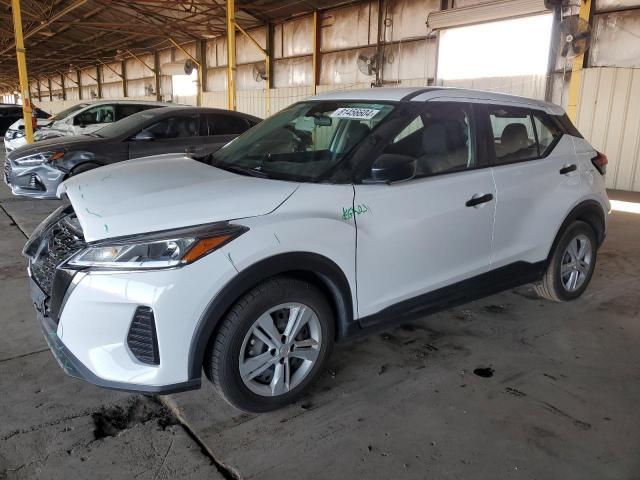  Salvage Nissan Kicks