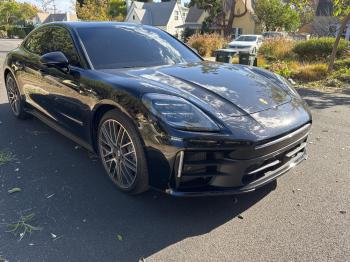  Salvage Porsche Panamera