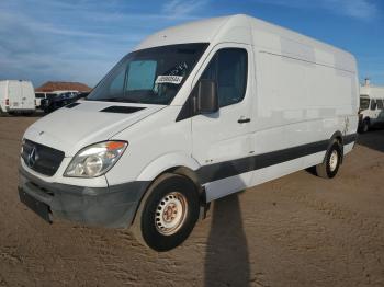  Salvage Mercedes-Benz Sprinter