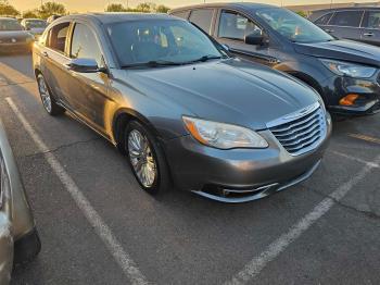  Salvage Chrysler 200