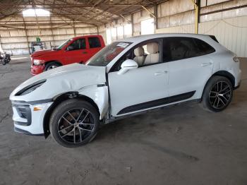  Salvage Porsche Macan Base