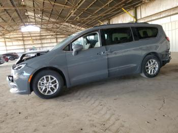  Salvage Chrysler Pacifica