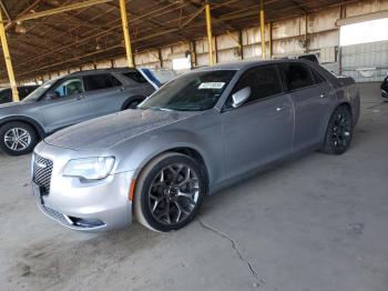  Salvage Chrysler 300