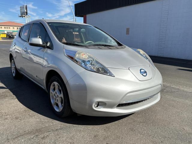  Salvage Nissan LEAF