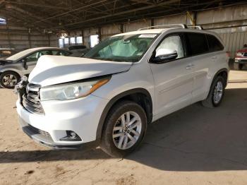  Salvage Toyota Highlander