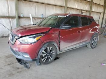  Salvage Nissan Kicks