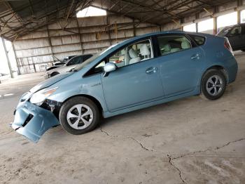  Salvage Toyota Prius