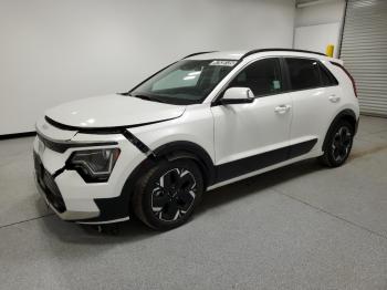  Salvage Kia Niro