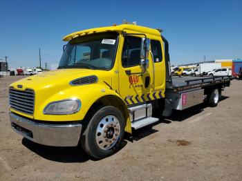  Salvage Freightliner M2 106 Med