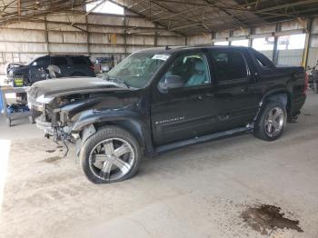  Salvage Chevrolet Avalanche