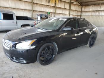  Salvage Nissan Maxima