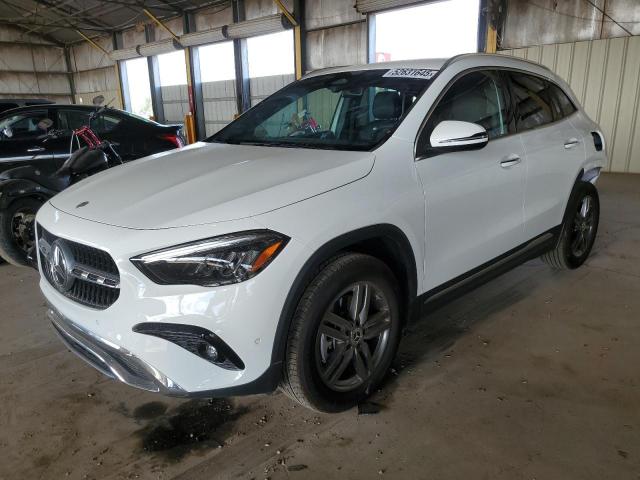  Salvage Mercedes-Benz GLA