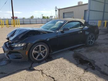  Salvage Ford Mustang