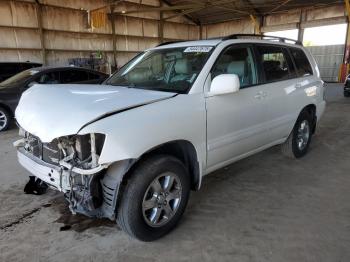  Salvage Toyota Highlander