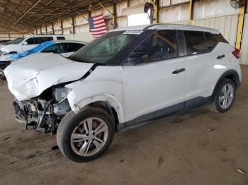  Salvage Nissan Kicks