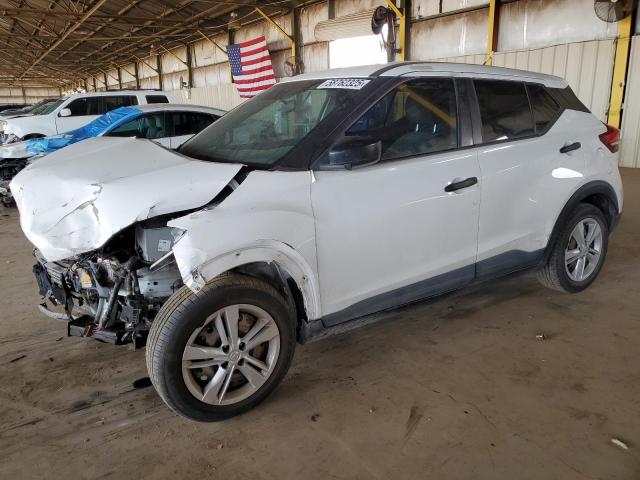  Salvage Nissan Kicks
