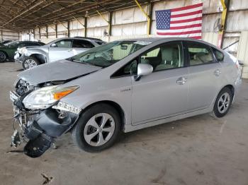  Salvage Toyota Prius