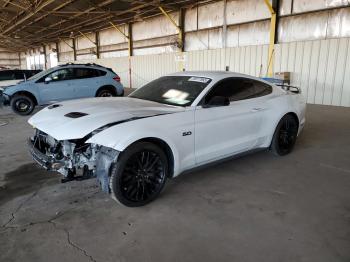  Salvage Ford Mustang