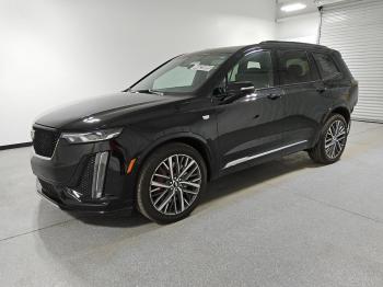  Salvage Cadillac XT6