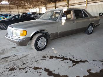  Salvage Mercedes-Benz 560-Class