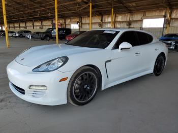  Salvage Porsche Panamera
