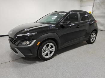  Salvage Hyundai KONA