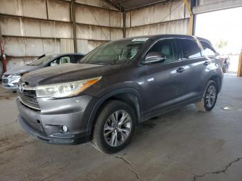  Salvage Toyota Highlander
