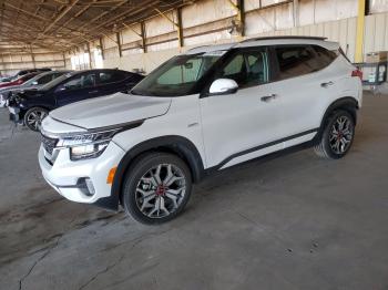  Salvage Kia Seltos