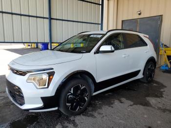  Salvage Kia Niro
