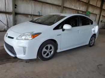  Salvage Toyota Prius