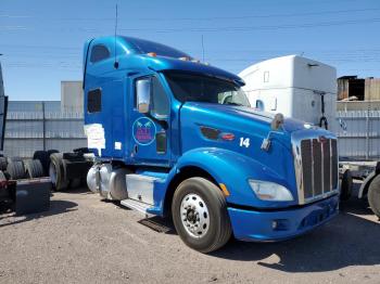  Salvage Peterbilt 587