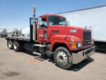  Salvage Mack 600 Chu600