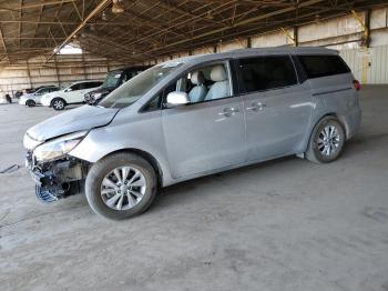  Salvage Kia Sedona