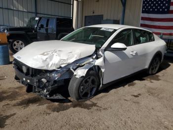  Salvage Kia K4 Lx